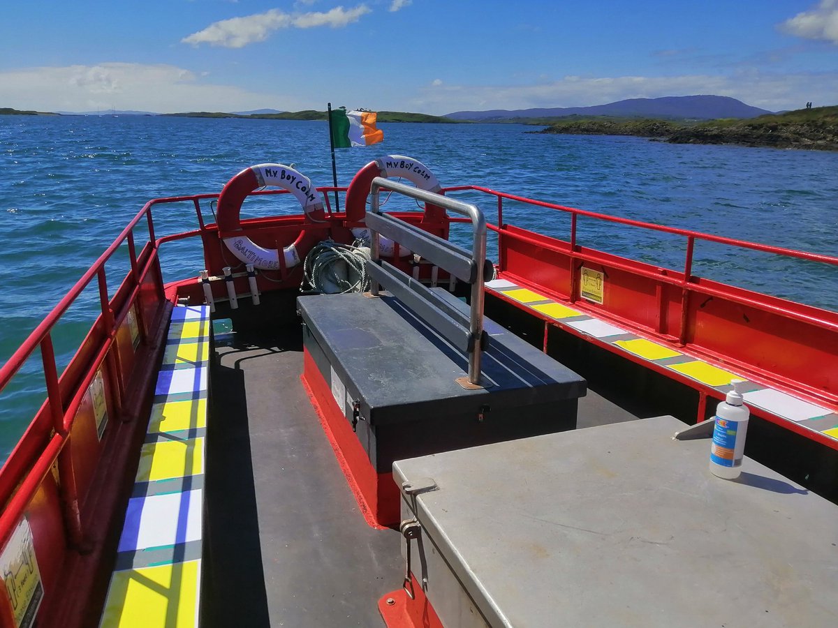 HareIsland's tweet photo. The weather π Tis mighty
P.S.
The #mvboycolm is back on duty π
#Cunnamore to #HeirIsland & #sherkin
#Skibbereen #Roaringwaterbay #WestCorkIslands #purecork #WildAtlanticWay #westcork #Cork #KeepDiscovering https://t.co/fb8KjauOmL