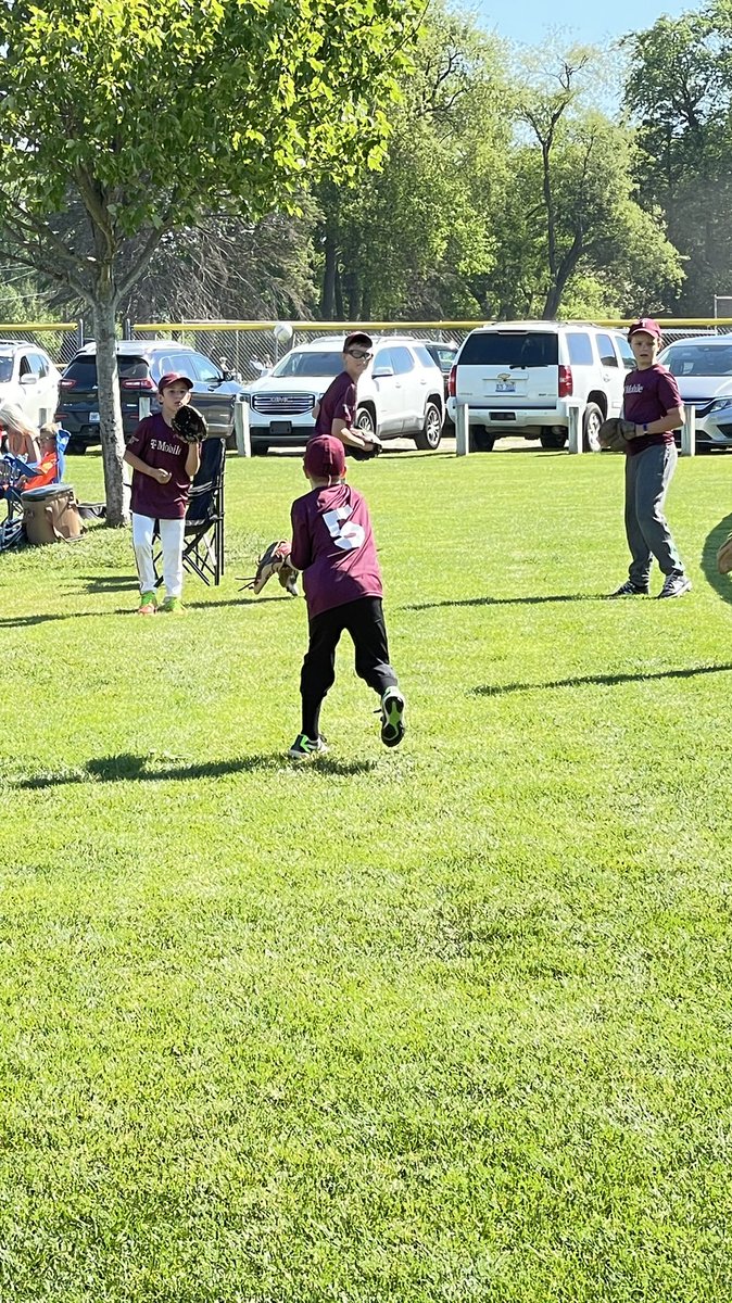 Trizzy Tran tweet media