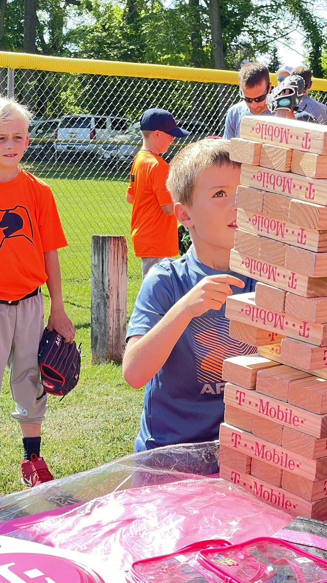 Trizzy Tran tweet media