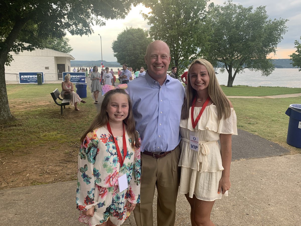 edwardpoolos's tweet photo. Amelia and Julia had a wonderful night seeing @kayiveyforgov and celebrating @willainsworthAL campaign kickoff event on beautiful Lake Guntersville. The future of Alabama is definitely bright!!!  The girls were also a little excited to meet @RileyGreenMusic https://t.co/XsSfMJfwZJ