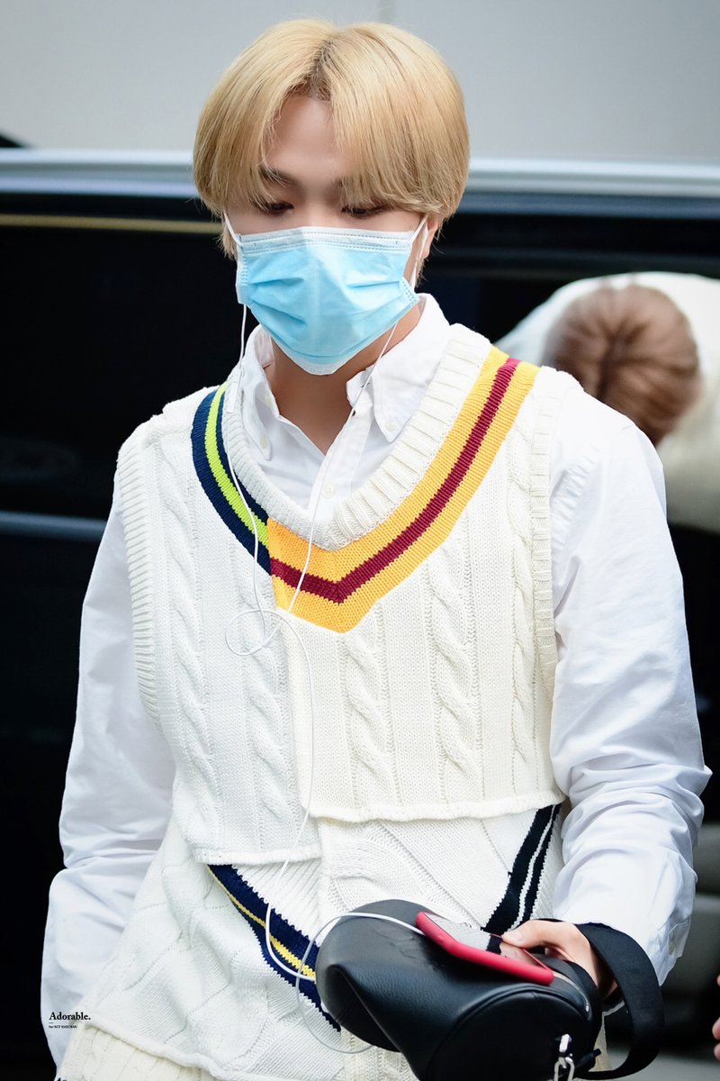 adorable_hc_'s tweet photo. 매일매일 해찬이의 행복을 바랄뿐야
#해찬 #HAECHAN 
#HAPPYHAECHANDAY https://t.co/FdCO9T5oCm