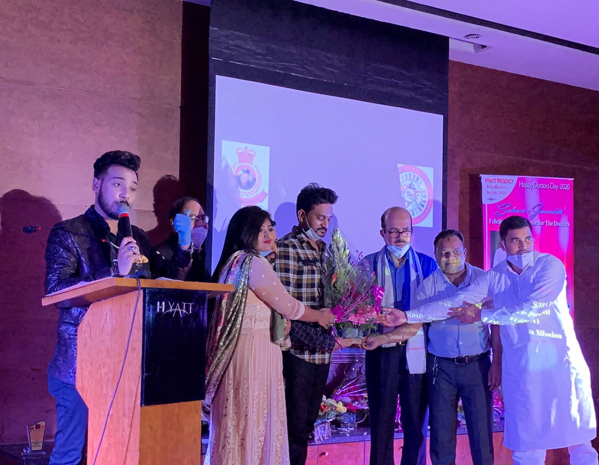 ankitshaw22's tweet photo. Hosting for Ministry of Excellence Government of West Bengal.
Saluting the incredible Covid Warriors and front line heroes. 🙏❤️
#MrTalkative 🇮🇳
#ankitshaw #anchorankitshaw #stagepresenter #host #indianemcee https://t.co/l5GyWFRo6e