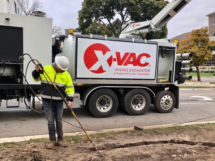 HiVacCorp's tweet photo. The #XVac X-13’s air excavation option can be the perfect tool in the right soil conditions. The dry excavation allows the soil to be returned to the hole. #airexcavation #vacuumtrucks #vacuumexcavation #safedigging

Learn more at https://t.co/Ir1JJFBxJi https://t.co/uIDa9WAGWB