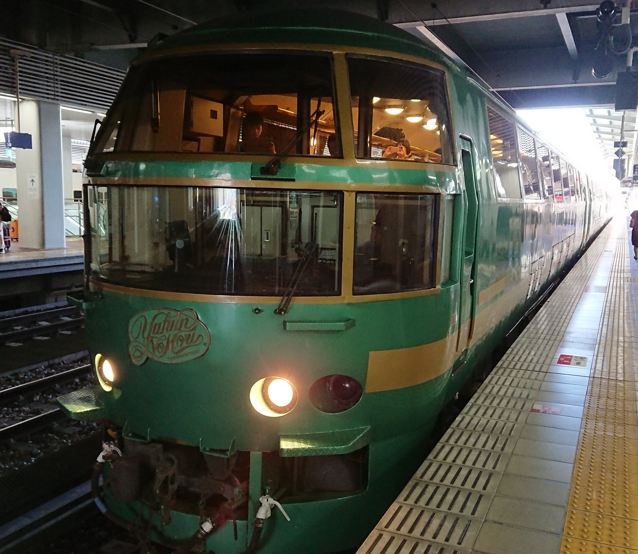 小鉄くん 電車youtube 第1問 この電車は な んだ このでんしゃは な んだ 写真を見て なんの電車か分かったらコメントください 子どもたちが 電車図鑑で調べてくれたりしたら嬉しいです 明日の夕方 17時ぐらい に回答のせます クイズ