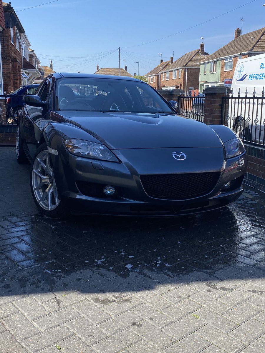 Vally46Gareth's tweet photo. The trout pout had to go, 3000 wet and dry on the headlights. Prefer the less is more look #mazda #RX8 #wankel #not2grand https://t.co/PaRWlxmKYw