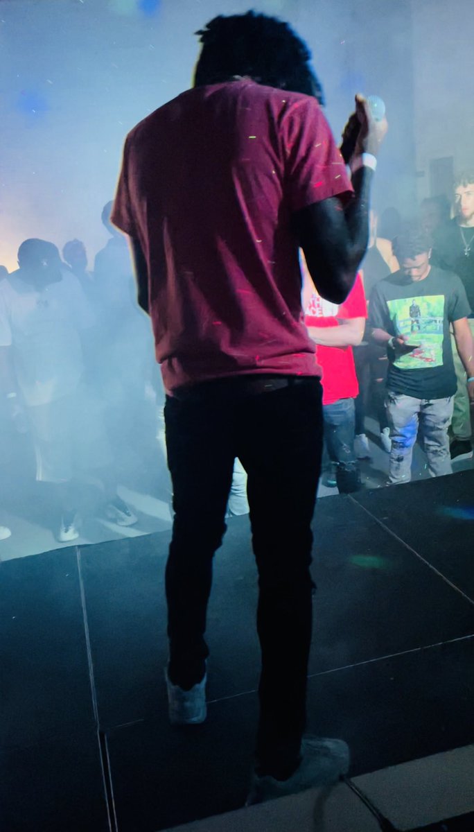 mar1on__'s tweet photo. Dis my first performance last night๐ฅ #myfirstperformance #M4PD #FreeEdawg https://t.co/k7HMTESFwl