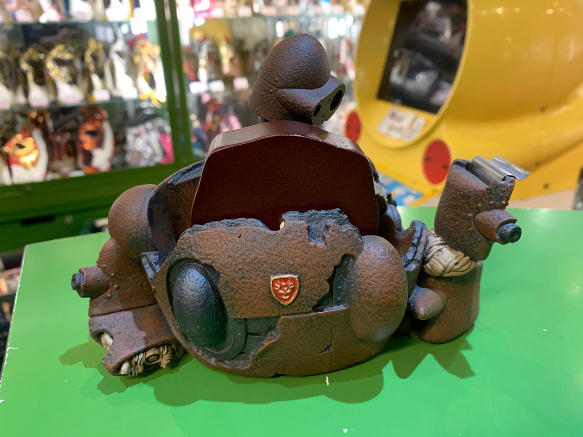 天空の城ラピュタ ロボット兵 胸像 テープカッターもあるよん
