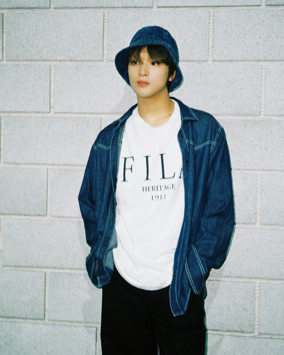 #HAECHAN #해찬이보다_시즈니가_더_행복한_날
#해찬아_우린널_사랑이라_불러
#AllRounderHAECHANDay
#HappyHAECHANDay

2020                          2021