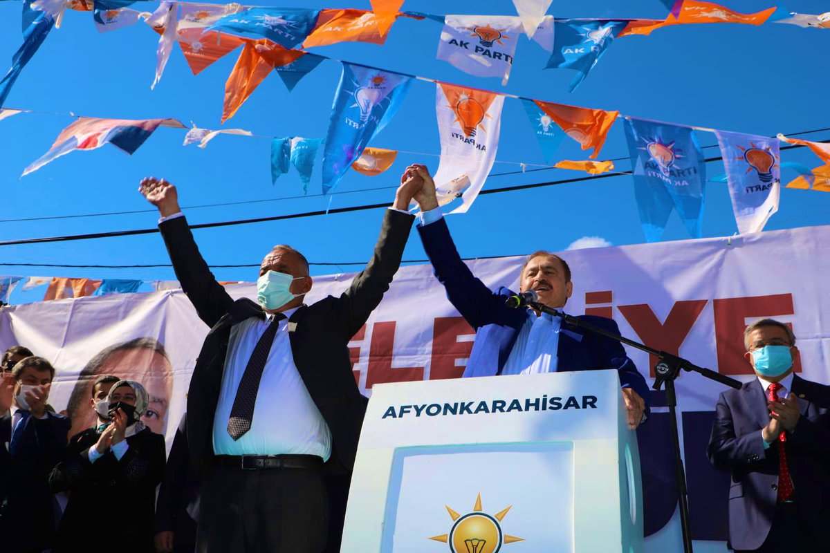 VeyselEroglu's tweet photo. İçişleri Bakanımız Sayın Süleyman Soylu’nun @suleymansoylu katılımıyla Sinanpaşa Güney Beldesinde miting gerçekleştirdik. 

Güneylilerin  Başkan Adayımız Erol Karabacak’a desteği tam... @Akparti https://t.co/LepMcArpUK