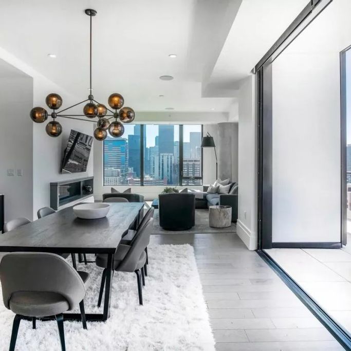 milehi_michael's tweet photo. Luxury Real Estate Headlines: Final Week of May 2021 https://t.co/12U4kRAKMm Hughes Group - LIV Boulder Real Estate
#denverrealestate
#denver
#denverluxury
#boulderrealtor
#realestateagent
#home
#property
#realtorlife
#househunting
#dreamhome
#luxury
#interiordesign
#newhome https://t.co/mCr0kpbiLx