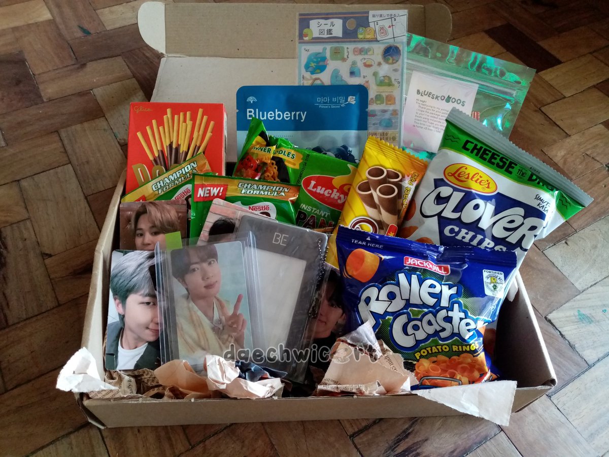 cartsevens's tweet photo. care package na may libreng jin pob came !!!! thank u so so much ate dan for giving me nini and for everything >,,,,< ilysm ♡ will take care of nini vv well ^__^
and 11:11 uuwi na yoonie br sayo 🕯️
@blueskooos #moniments https://t.co/vC2xdDwtJZ
