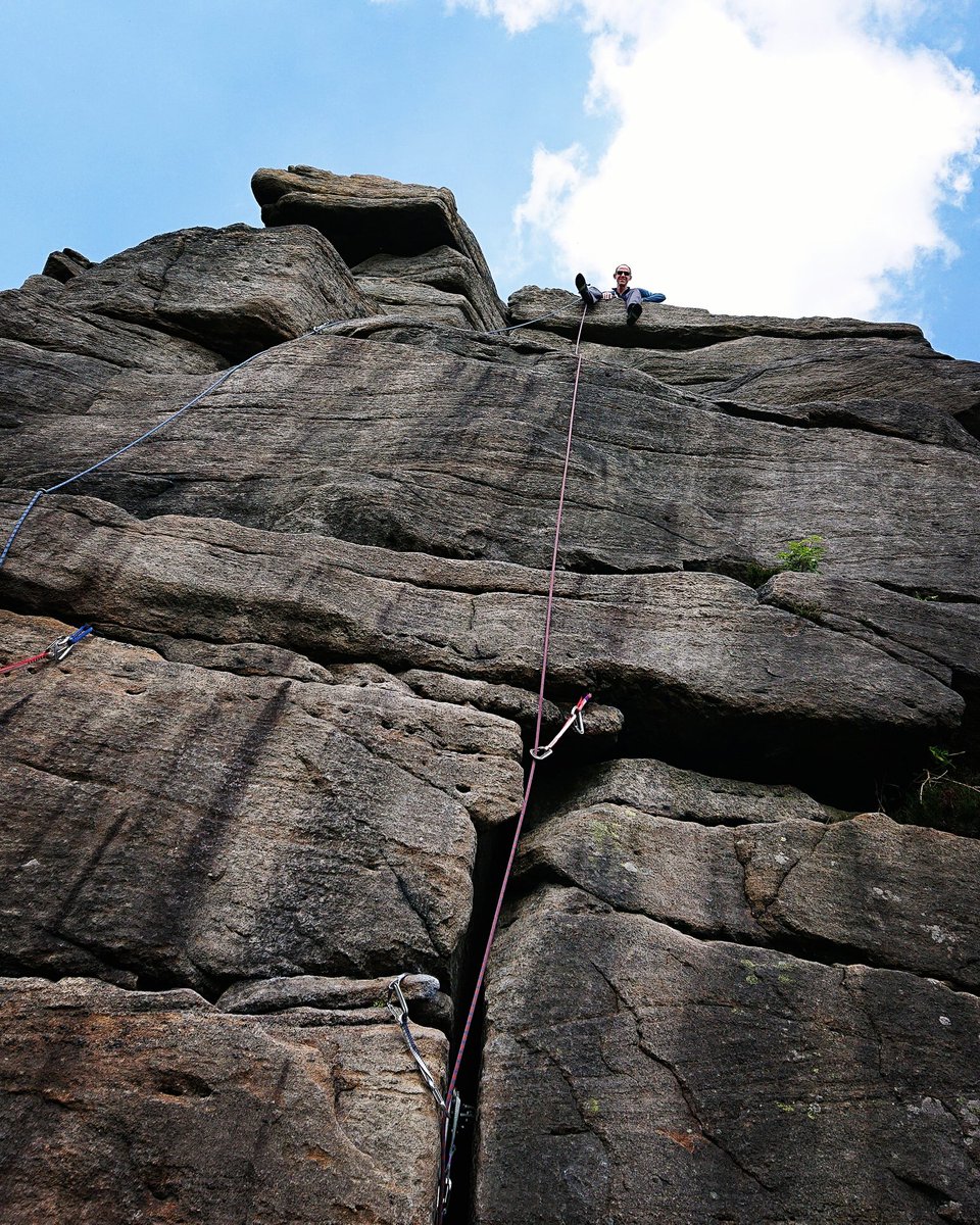 Went climbing earlier in the week. Need to relearn this outdoor #climbing thing again! 😂 🧗‍♀️
Shock to the system for anyone else or just me?