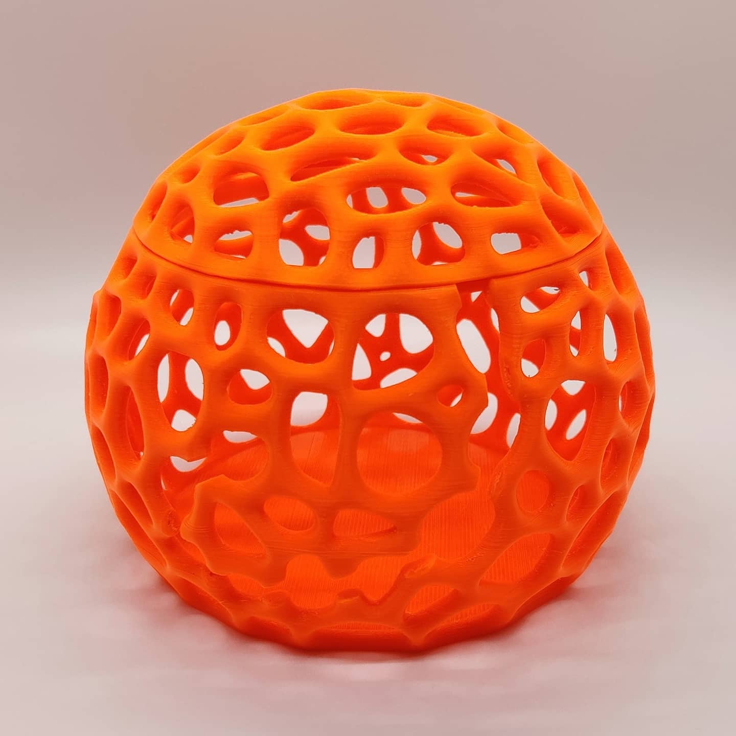 Philaminar 3D on "Look what's shipping out today! I especially like how the black Voronoi Bowl turned out. https://t.co/xsb4XVA85q #knitting #crochet #yarn #yarnaddict #yarnbowl #craft #crafting #3Dprinting #3dprint #3dprinted #