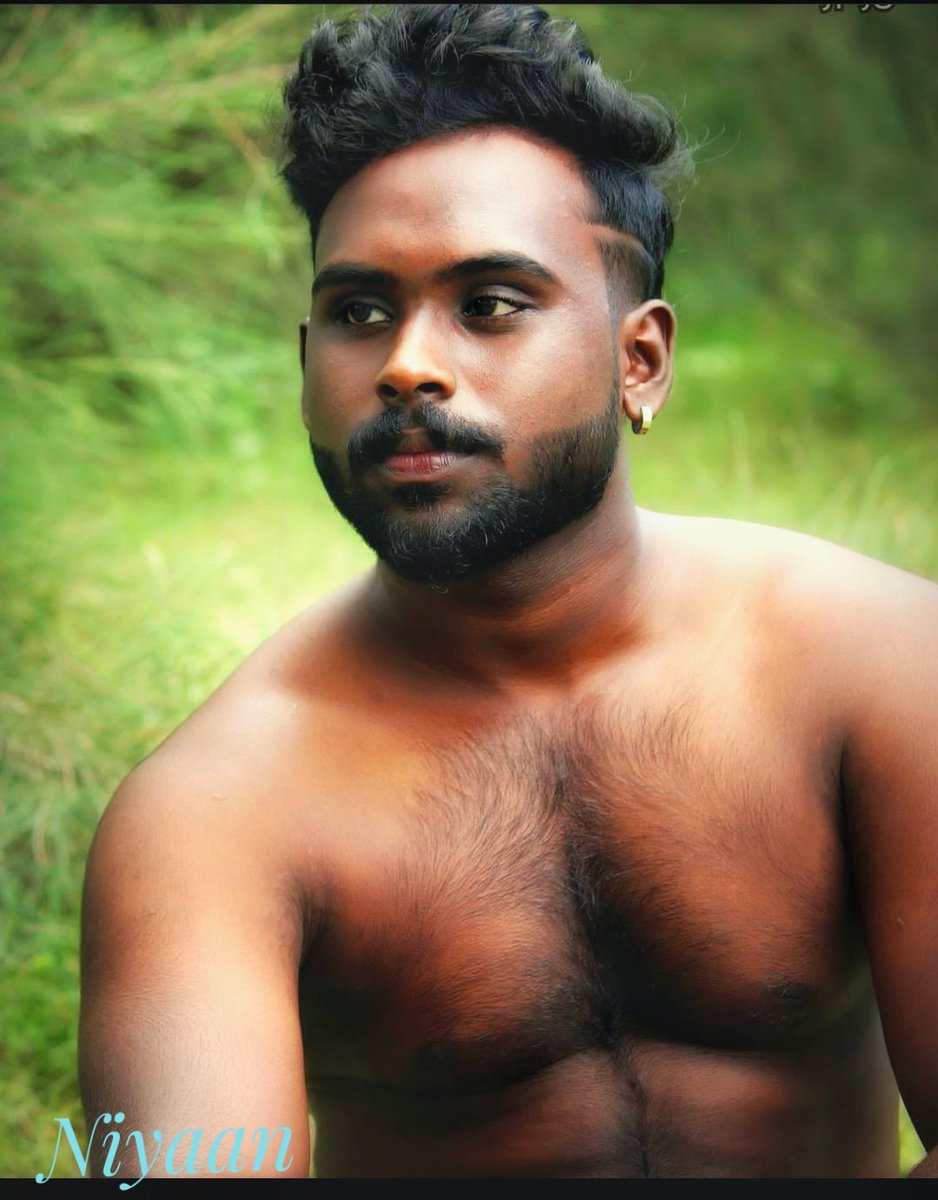 NNajarsha's tweet photo. Androphilia modeling 🌸
@NNajarsha @Indian_hot_guys @MensIndian @Karvarnan5 @unknown_4489 @Ananthu58571310 @GayKerala1 @Keralamensnude https://t.co/gMNC9hSr4T
