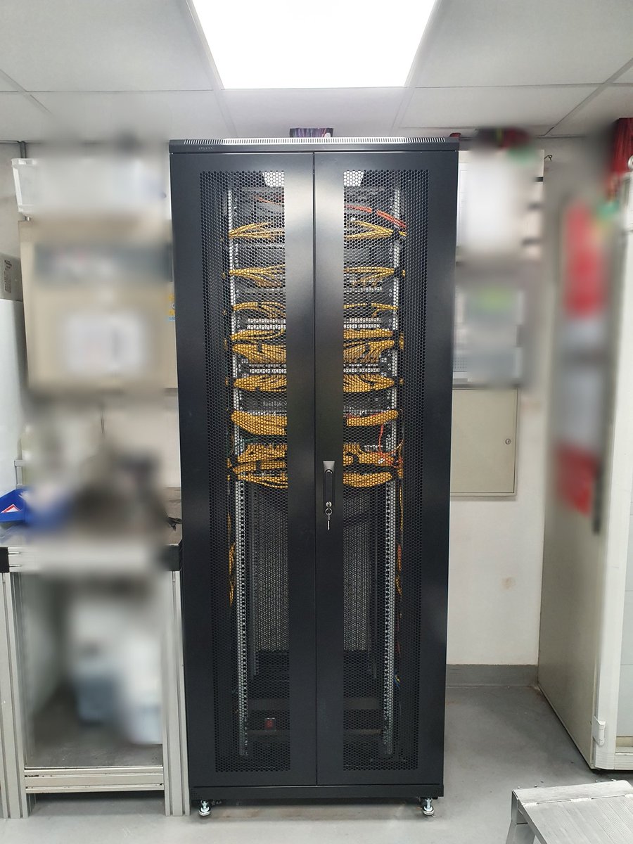 A nice little cab audit, strip out and replace. For your #cabling #IPCCTV #AccessControl #Wireless requirements see how we can help bit.ly/2RH4rz3 or call us on 0115 876 6660.