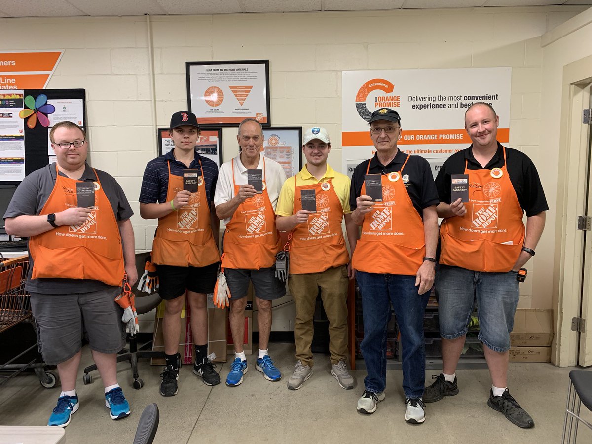 Maureen Tarr (@maureentarr3) on Twitter photo Safety Passport meeting with our new hires! Reviewing safety best practices and setting expectations! <a href="/marantes1/">Marcelo Arantes</a> <a href="/JasonArigoni/">Jason Arigoni</a> <a href="/Mickey2015O/">Michael O'Neill</a> <a href="/_Saul_L/">Saul Lachance</a> <a href="/garysilver30/">Gary Silver</a> <a href="/MegCoughlin4/">Meg Coughlin</a> <a href="/middertom22/">Thomas Hermley</a> Safety Passport meeting with our new hires! Reviewing safety best practices and setting expectations! <a href="/marantes1/">Marcelo Arantes</a> <a href="/JasonArigoni/">Jason Arigoni</a> <a href="/Mickey2015O/">Michael O'Neill</a> <a href="/_Saul_L/">Saul Lachance</a> <a href="/garysilver30/">Gary Silver</a> <a href="/MegCoughlin4/">Meg Coughlin</a> <a href="/middertom22/">Thomas Hermley</a>