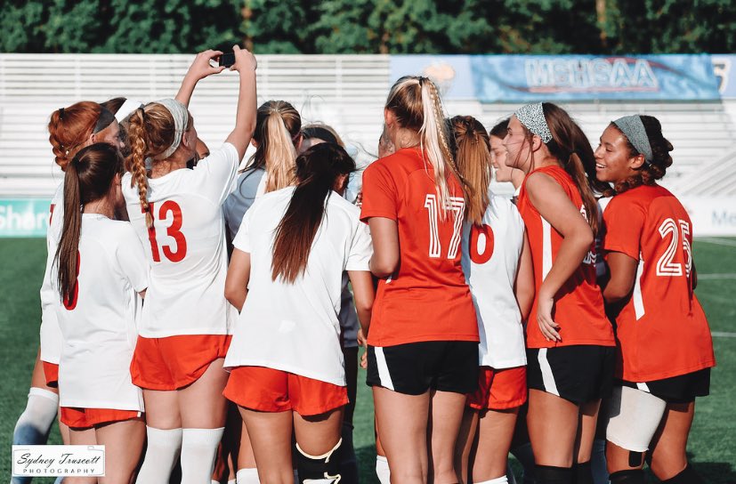 mooreallyy's tweet photo. I seriously can not even describe how proud I am of this team. We had a mission from the very beginning of the season, and we finished it. Thank you to our amazing coaches for pushing us to be the best every day. This was OUR PERFECT SEASON🤍💍 @FZS_Soccer #usnoti https://t.co/SpHEAbpfj1