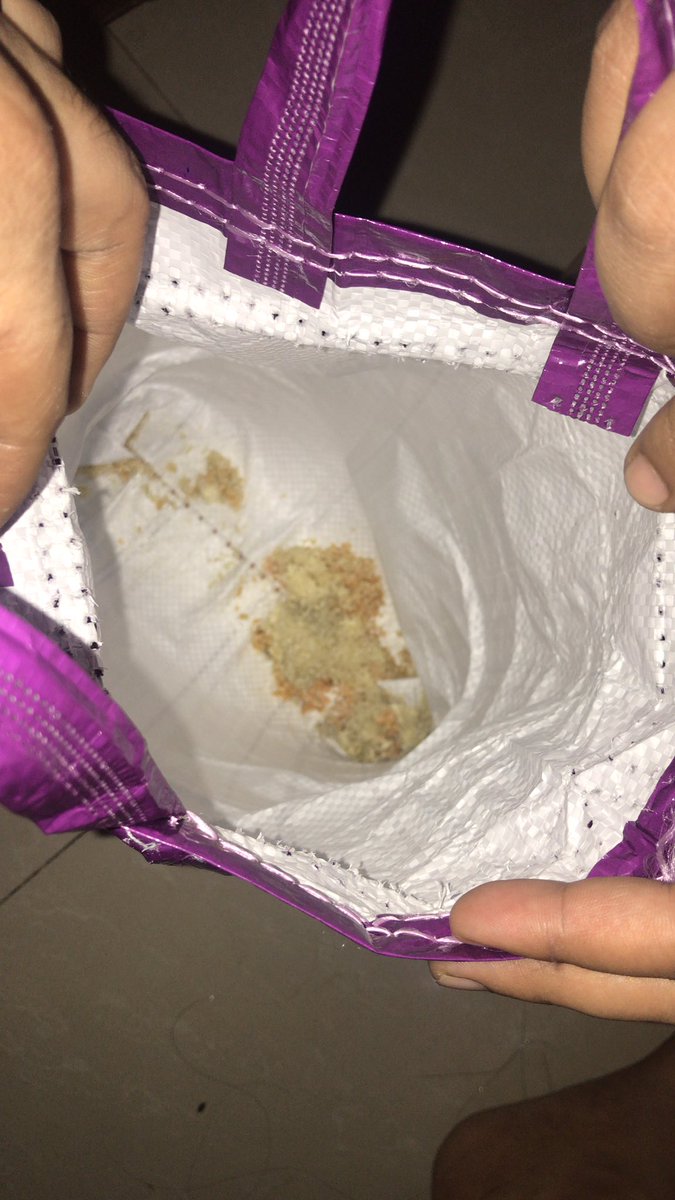 ayan94ghosh's tweet photo. @daawat_official @DaawatFinest few days back I ordered Basmati Mini Mogra from @amazonIN and it turned out to be this, just want to make sure that is it safe to be consumed?  Attaching a few pictures ! https://t.co/aH7yBvUccN
