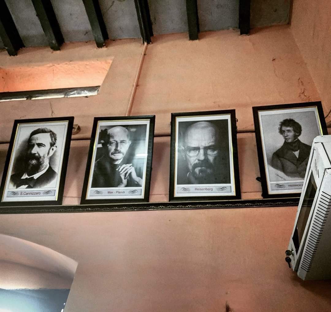 E3IPwVcVEAIWGkj?format=jpg&name=medium