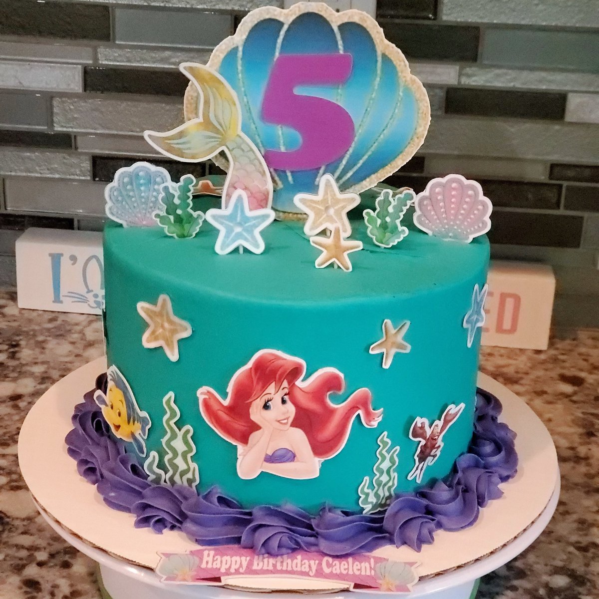 april_event's tweet photo. Little Mermaid cake for Calen's 5th B-day. Also, don't forget to cast your vote today. https://t.co/b2MushTrIw
#LittleMermaid #Baker #Customcake #Birthdaygirl  #AprilsJoyDesserts #757 #Suffolkbaker https://t.co/nI0bB4SsxS