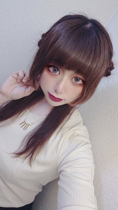 善子ちゃんヘアと言われたけど全然違う……ような、6、7割くらいはそうのような。 