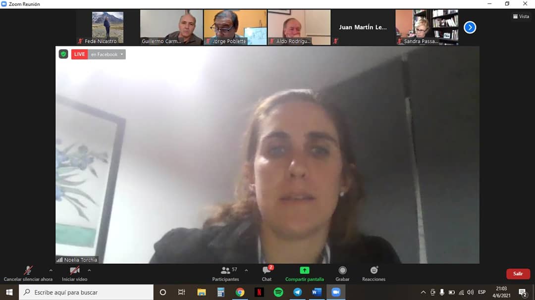 CorrienteMza's tweet photo. 5 de junio | Día Mundial del Ambiente 

Compartimos la conferencia que tuvimos ayer en el ciclo "América Latina. Debates y perspectivas"

DESAFÍOS DE LA POLÍTICA Y LA GESTIÓN AMBIENTAL EN AMÉRICA LATINA ♻️

Video completo 👇
https://t.co/V6CLKK7MrG https://t.co/qfZpDDdrVE
