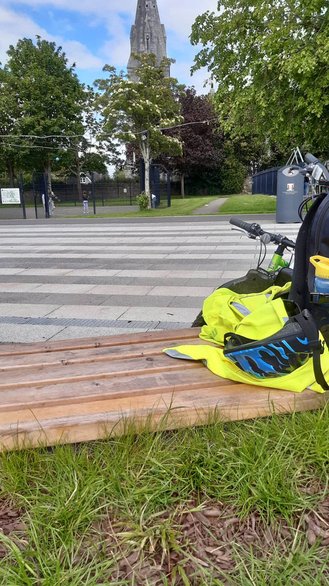 What can a bench do for you? Let you stay &amp; play rather than transit. Enjoying the new seating in #DouglasCommunityPark 

#1000benches #walkability #livability