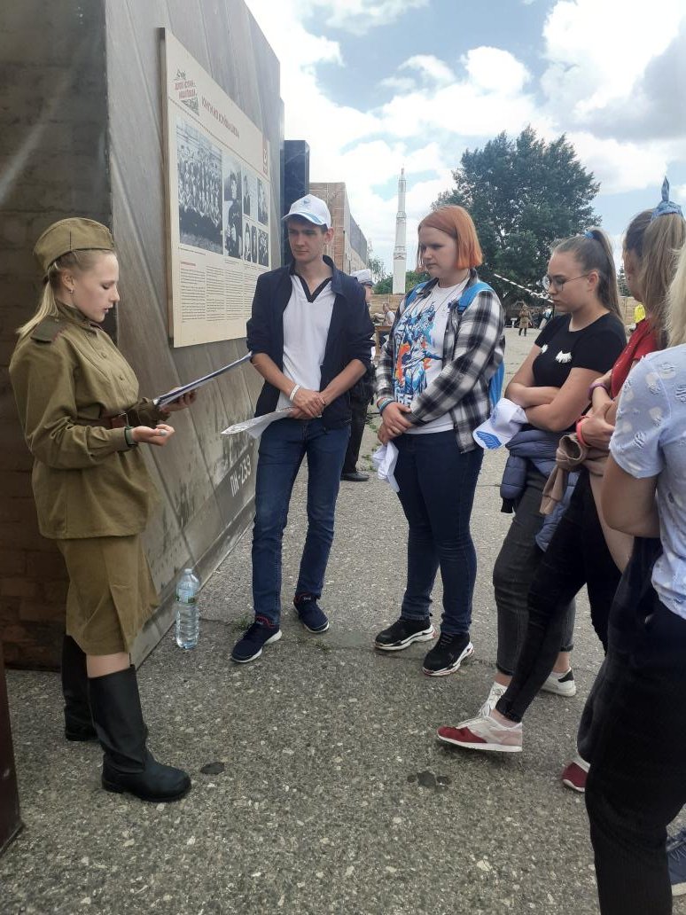 Сегодня на территории МАУК ПКИТ им. К.Г. Сахарова во Всероссийском историческом квесте 'Наша Победа' жигулевские Волонтеры Победы заняли 2 место! Благодарим организаторов еще раз, это было масштабно, атмосферно и просто круто! #волонтерыпобедыжигулевск #нашапобеда #дможигулевск