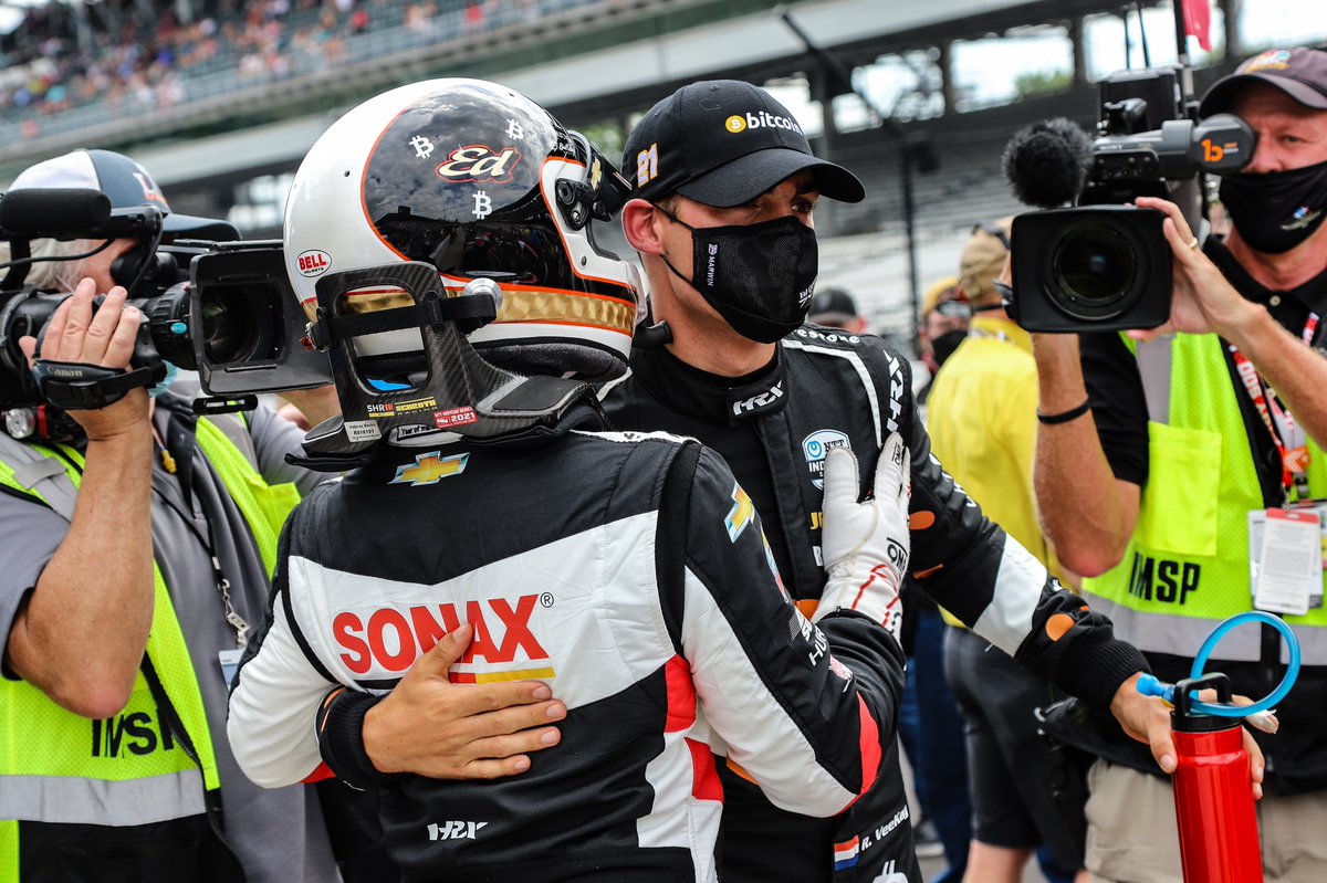 ECRIndy's tweet photo. 𝙈𝙖𝙮 𝙈𝙤𝙢𝙚𝙣𝙩𝙨: Two of our cars made the #FirestoneFast9 &amp; for the 2nd year in a row, we represented @TeamChevy.

@RinusVeeKay became the youngest front-row qualifier in #Indy500 history (3rd) &amp; @EdCarpenter20 earned his 6th Top 10 start at @IMS in nine years (4th). https://t.co/Ob6WAGCGoy
