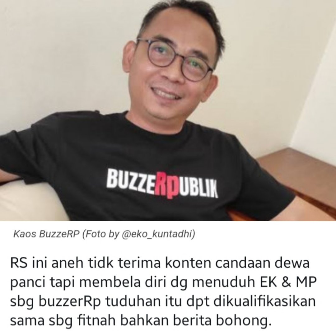 KRMTRoySuryo2's tweet photo. Ha ha ha, makin lucu ini Kolam BuzzerRp ...
- Ada yg berusaha (=licik) menghilangkan BarBuk : EK &amp; MP
- Ada pula yg mau bela, nuduh (=nakut2in) saya "mem-Fitnah" dgn penyebutan BuzzerRp : MA Sh Ctl 
Padahal EK malah bangga itu pakai Kaos BuzzerRp ... 🤣 (bisa Baca khan?)
AMBYAR ! https://t.co/gpFHi0l7Wo
