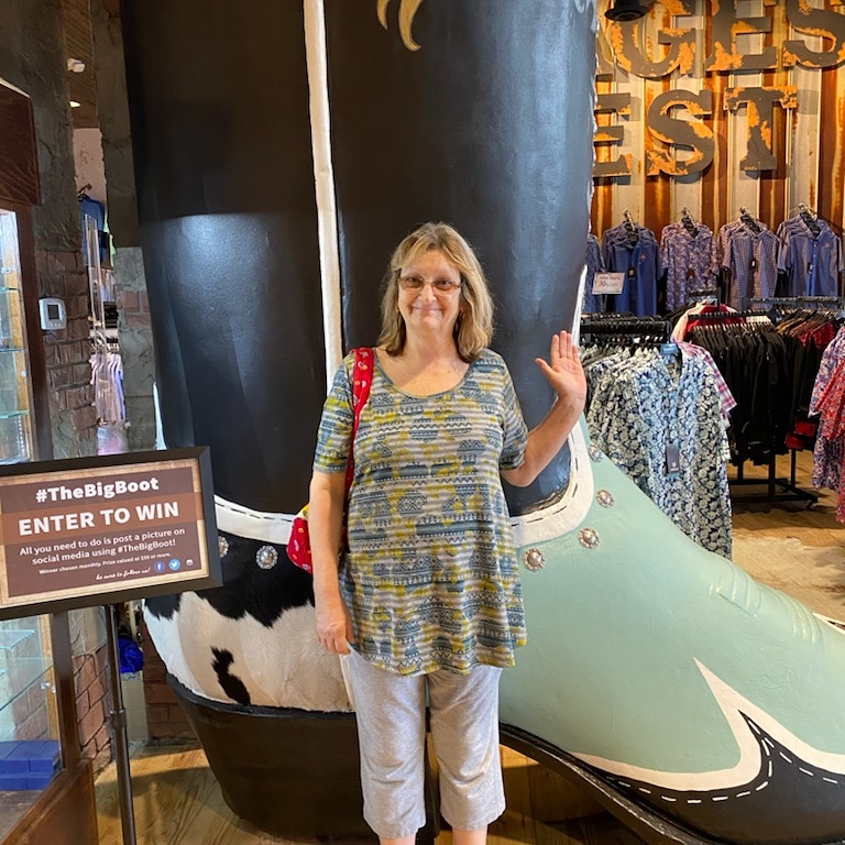 WattersPam's tweet photo. #TheBigBoot https://t.co/dsqjsNAlTK