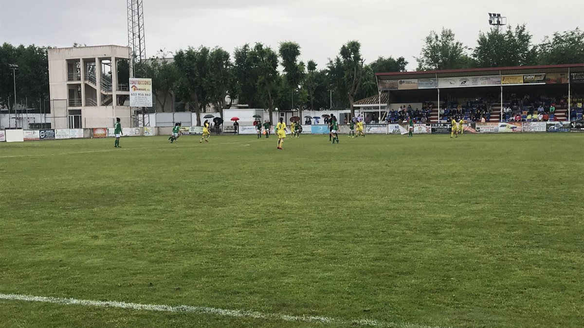 CD_Toledo's tweet photo. FEMENINO | 1-2 | Final en La Solana con victoria de nuestras chicas

En 7 días os necesitamos a todos para luchar por el ascenso

¡Vamos Toledo!

#ToledoEnLaPiel 💚⚪️ https://t.co/eguN239O7S