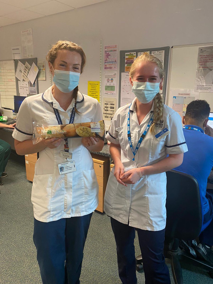 Do I really talk about garlic bread that much?! A pleasure to be a part of Jess’ student journey 👩‍🎓🎓
Thank you for the gift 😂🧄🥖💙
<a href="/rbhtherapyteam/">RBH THERAPY TEAM</a> #studentplacement #educator #physiotherapy