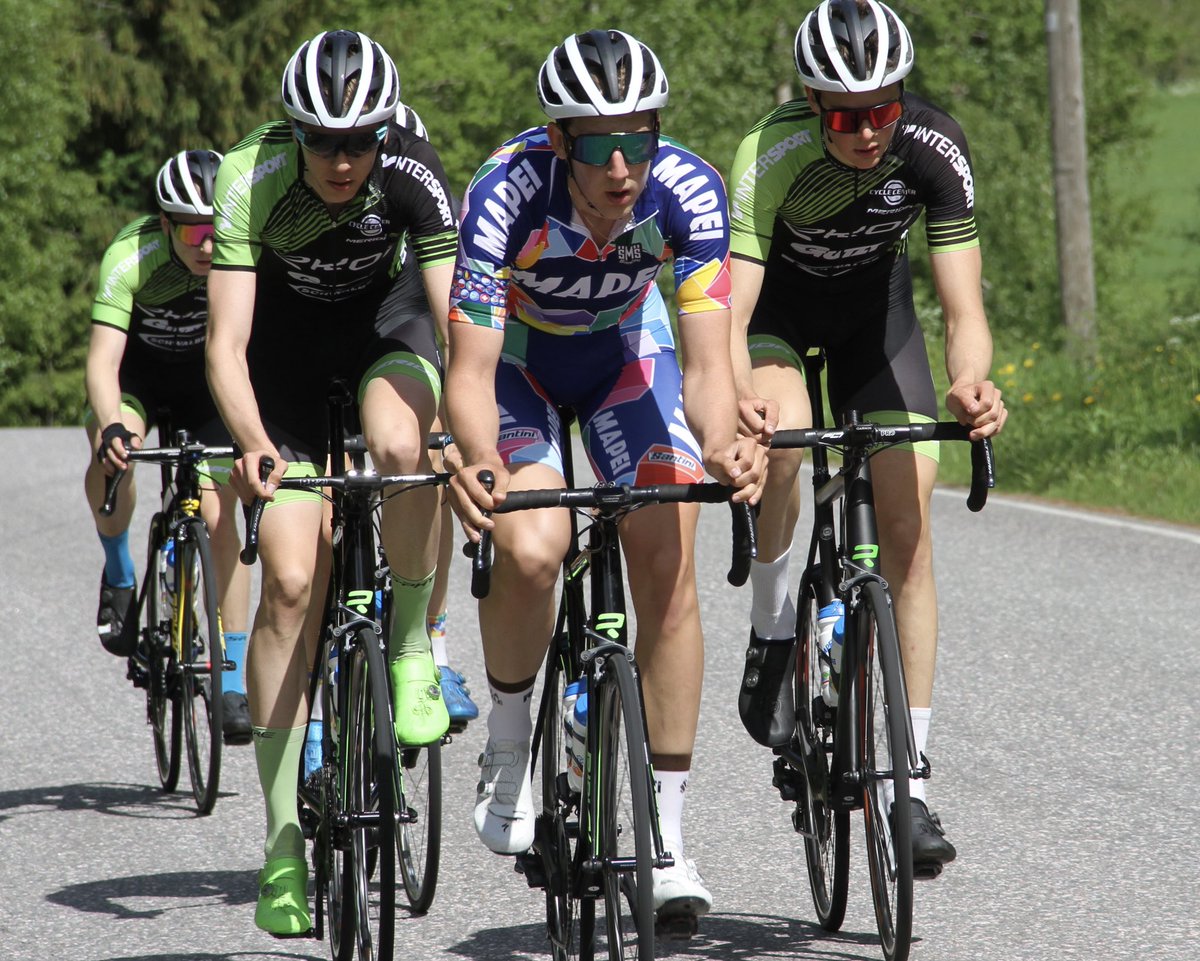 TWDLanken's tweet photo. Vkl-leiri #trainingcamp
#Omakartano #tilaahengittää #vesijärvi #huippuolosuhteet
#ridleybikes
#cyclecenter
#intersportsuomi
#hartsport
#lazersport
#useyourhead
#shimanofinland
#schwalbe
#koolstop
#pajulahtiolympictrainingcenter https://t.co/2JwrQqT8kG