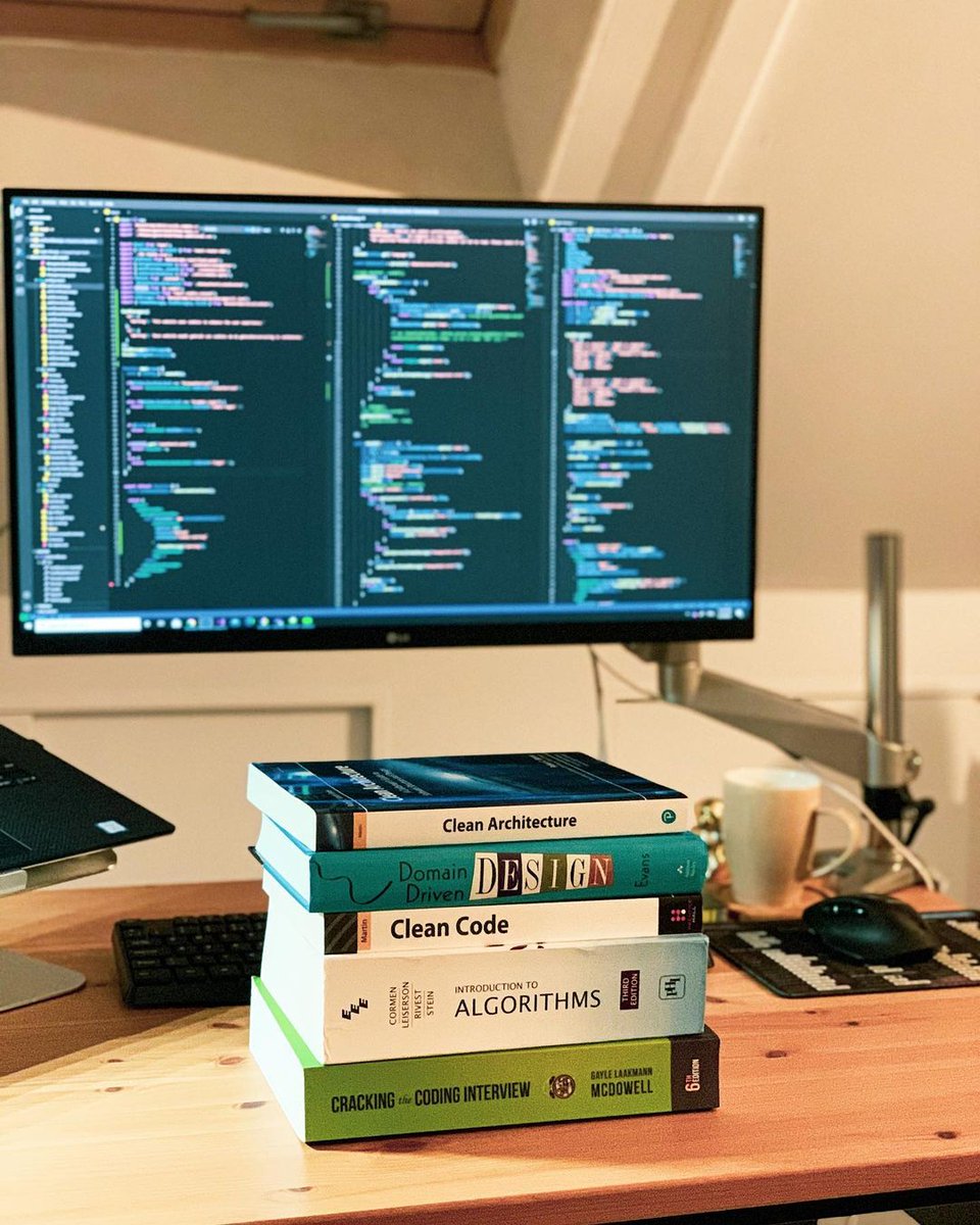If  you're getting started with algorithms👇: 
- Make sure you can write simple algorithms.
- Learn to analyze algorithms.
- Read and understand time and space complexity.
- Look at the importance of analyzing space and time complexity.
#100DaysOfCode #WomenWhoCode #programming