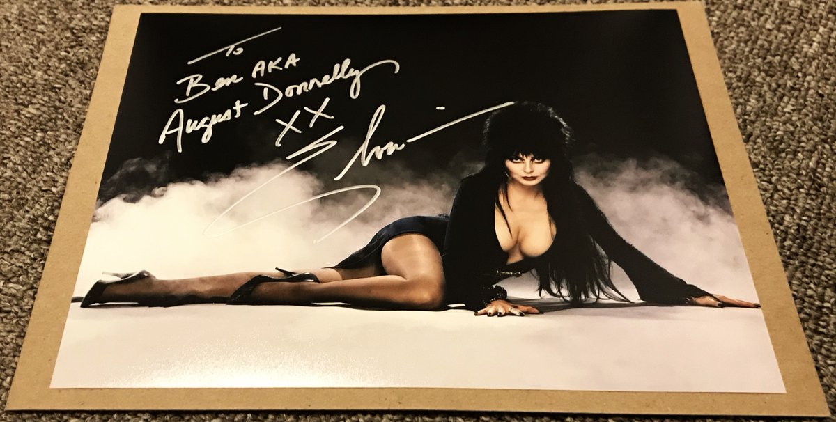 AugustDonnelly's tweet photo. Many Thanks to @TheRealElvira for Sending Me this #Boobiful / Bootiful Photo!💀#Elvira #Hollywood #Horror #MistressOfTheDark #MovieMacabre #QueenOfHalloween https://t.co/7hb8Vyut90