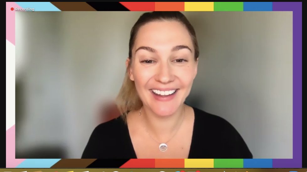 SixthHaught's tweet photo. just had zoom session with @KatBarrell . As usual i panicked cos it's only 3 minutes🤦‍♀️. but anyway I pass your message to the SEXY GAY AUNTS group. Here is the money box made for you @KatBarrell . I hope you do read this. Will try send this to you as soon as I can, I love you 🥰 https://t.co/gauKz1tipn