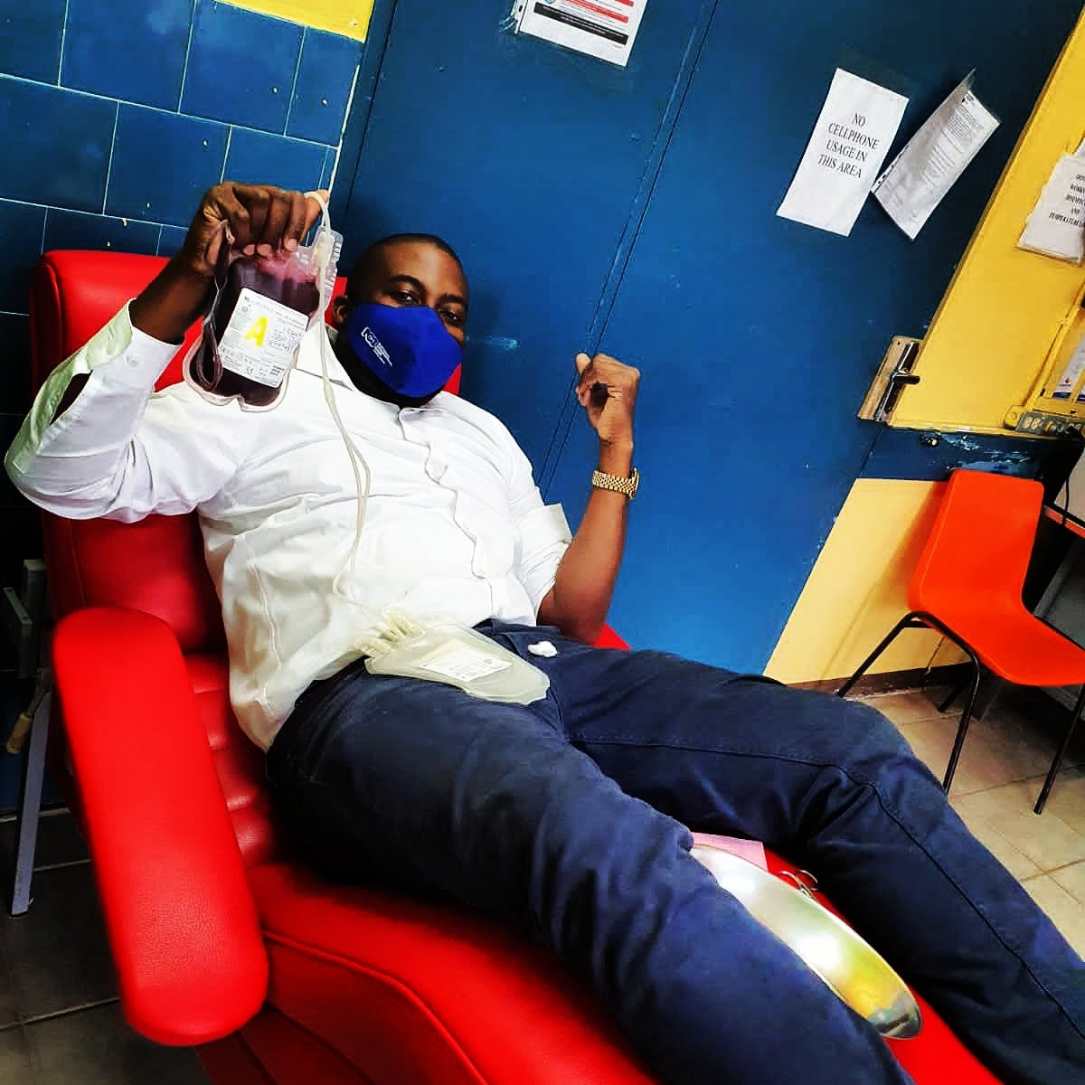 gregorypeart's tweet photo. Life can be hard, real hard. Everyone is going through their battle. Make it a little easier for someone by donating today and donate often...once per quarter. 1pint saves up to 3 lives. #giveblood #givenow #giveoften @1bloodbankja https://t.co/76DE7jnAzz