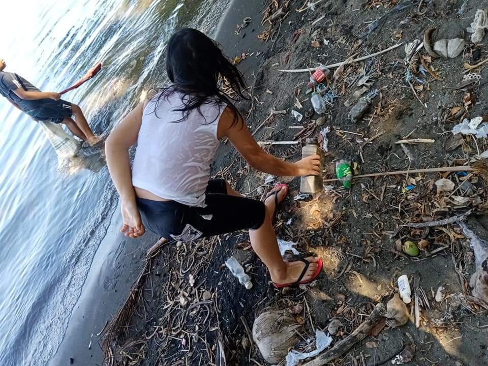 bcsator's tweet image. simple picking of plastics #WorldEnvironmentDay2021