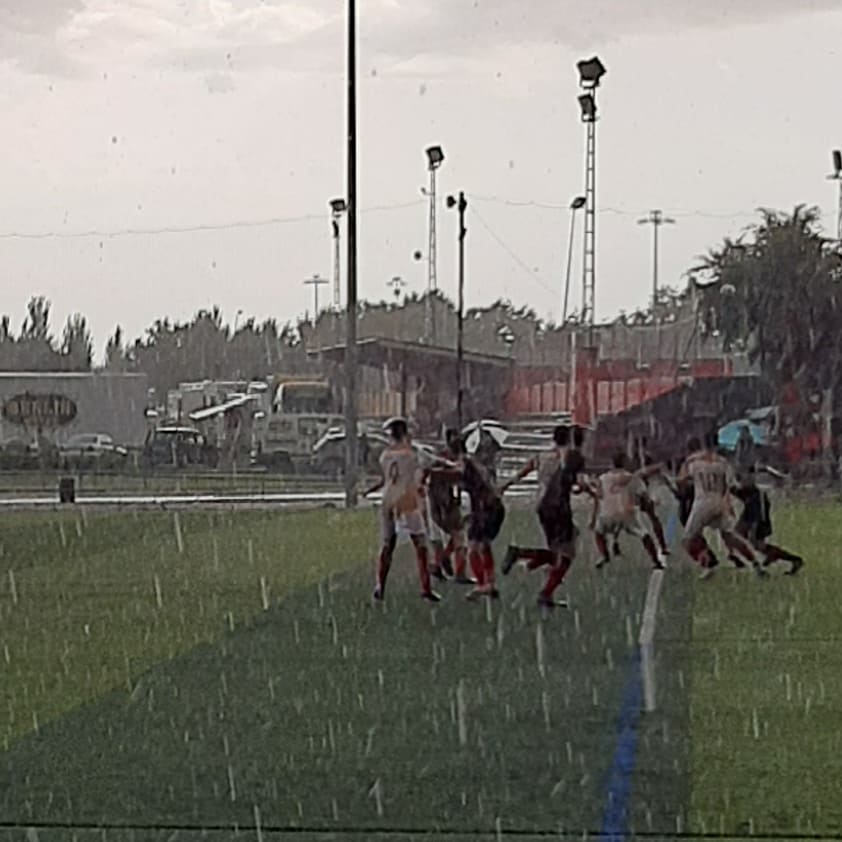 rafaherrerias's tweet photo. Cadete Division de Honor
#SenecaCF
#TiroPichon
18.00 horas
Enrique Puga https://t.co/mlpiSHjzOH