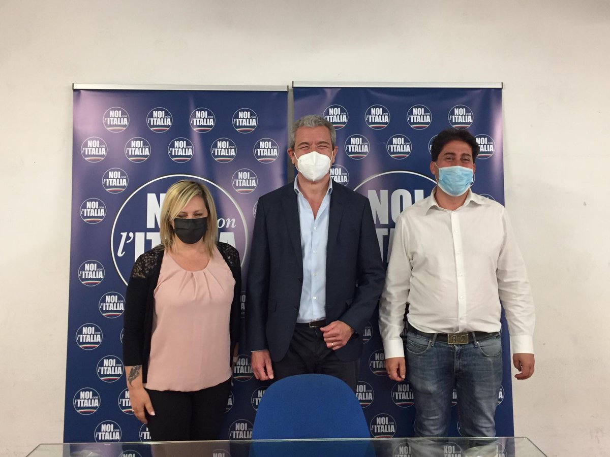 AleColucci1's tweet photo. Questa mattina ho incontrato i coordinamenti di @noiconitalia dei comuni di #Buccinasco, #CesanoBoscone e #Corsico. 
Un piacevole incontro per conoscere da vicino le realtà e le problematiche del territorio. Grazie a chi con impegno e dedizione porta avanti i nostri valori. https://t.co/EXoS3N9iLa