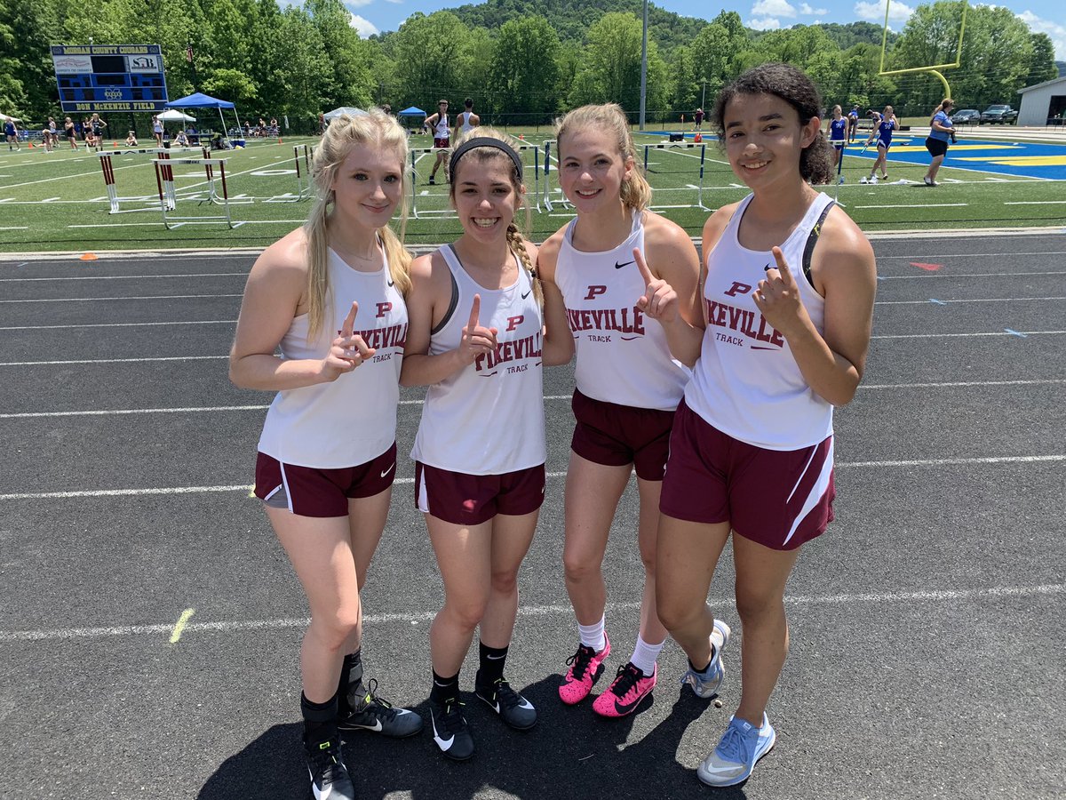 Congratulations to Kylie Hall, Emma Ratliff, Mattie Crum, and Ava Rogers for winning the 4 X 100m Relay Region 7A Championship with a time of 55.44. #RegionChamps #StateBound