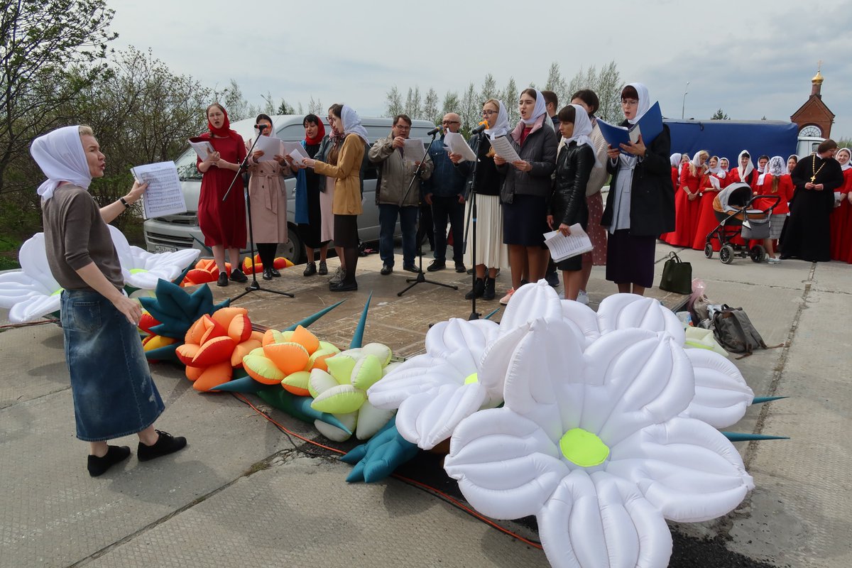 scaner86's tweet photo. Праздник благотворительности Белый цветок в Нижневартовске 23 мая 2021 https://t.co/PC7gOxmTpg
