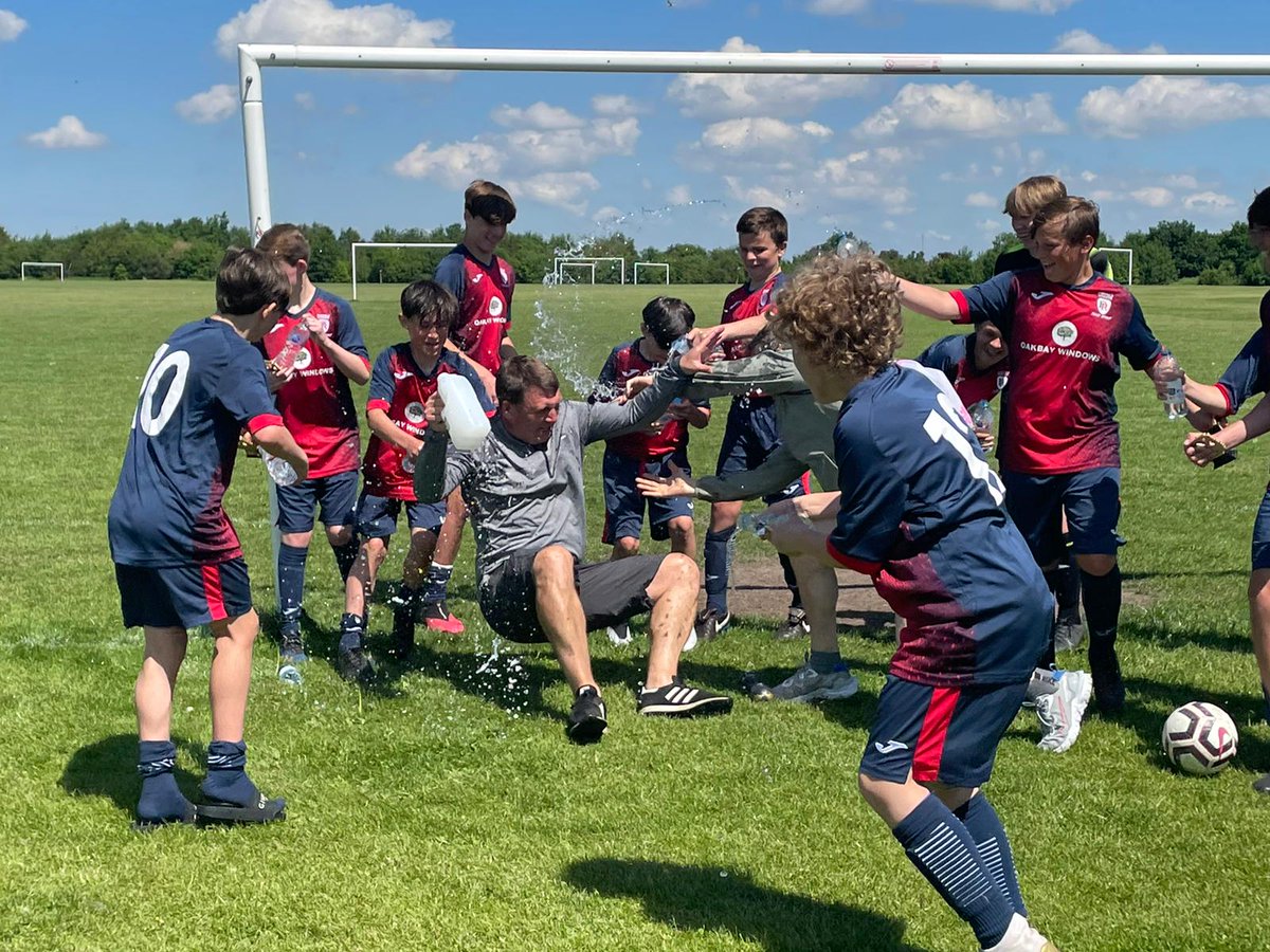 ForfieldU10's tweet photo. What a way to end the season a good battle against @MCA_JFC_12s both teams working hard in the heat.
The boys won the league today after working hard all season,they deserved it unbeaten all season . Well done boys super proud of everyone, Ste got a drenching to celebrate too 🏆 https://t.co/y9gANr8iff