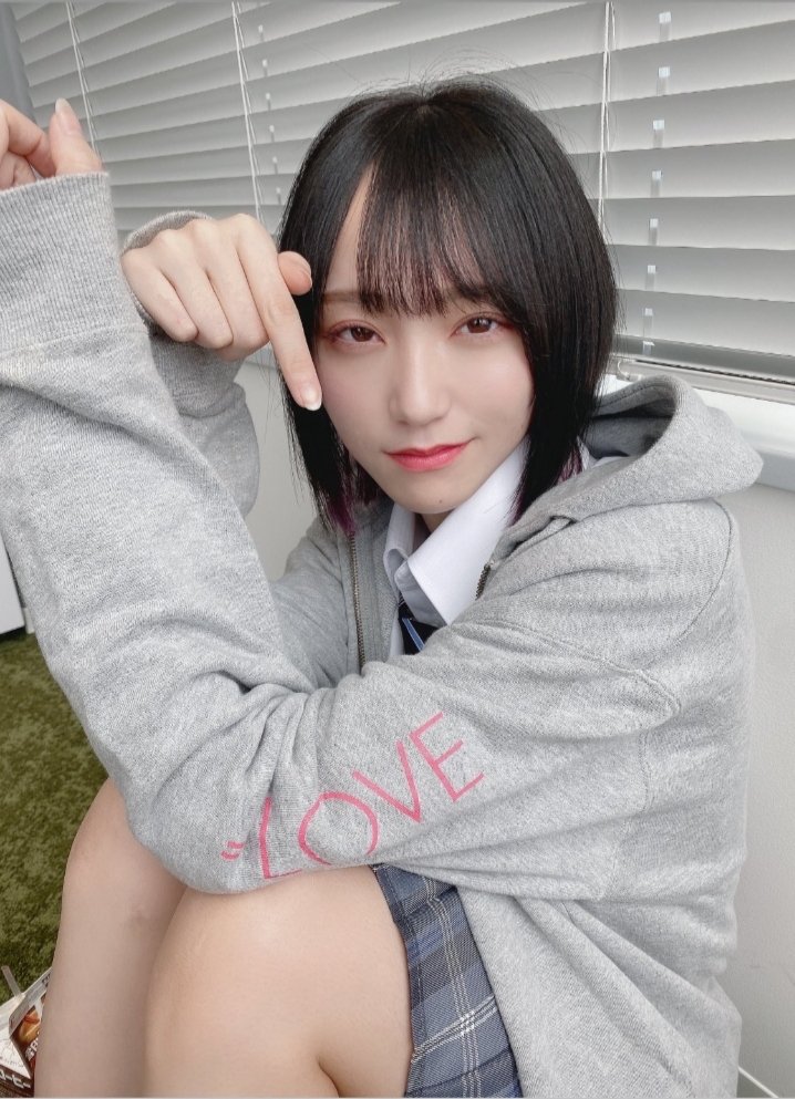 野口衣織 野口 衣織（=LOVE）｜SHOWROOM(ショールーム)