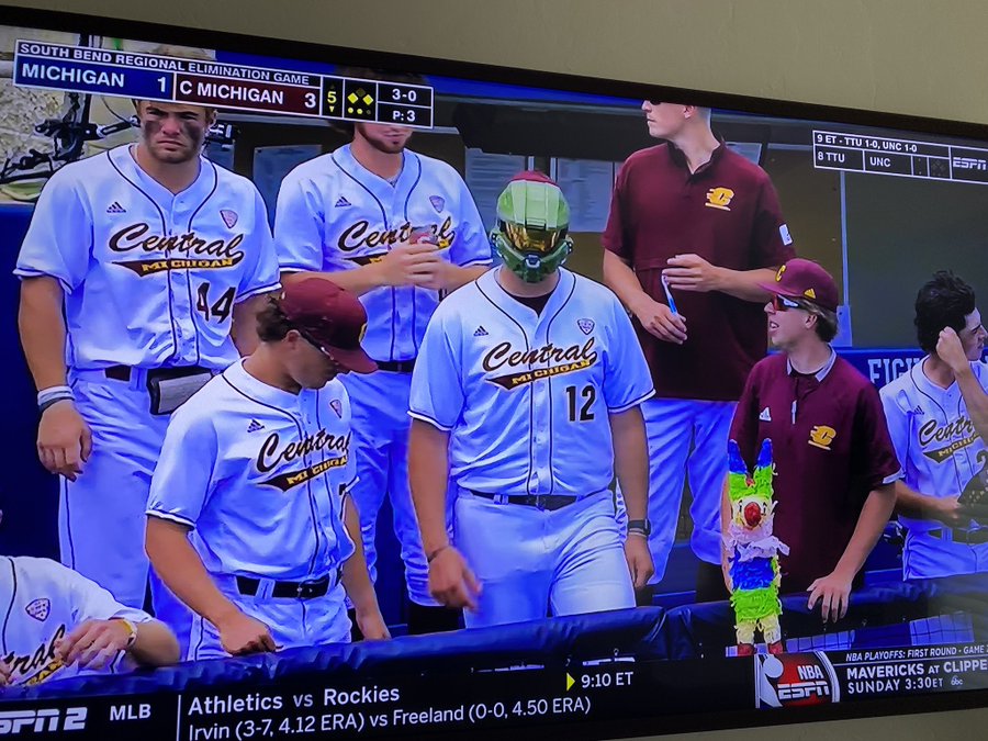 E3Iv6zCVkAMzMnx?format=jpg&name=900x900