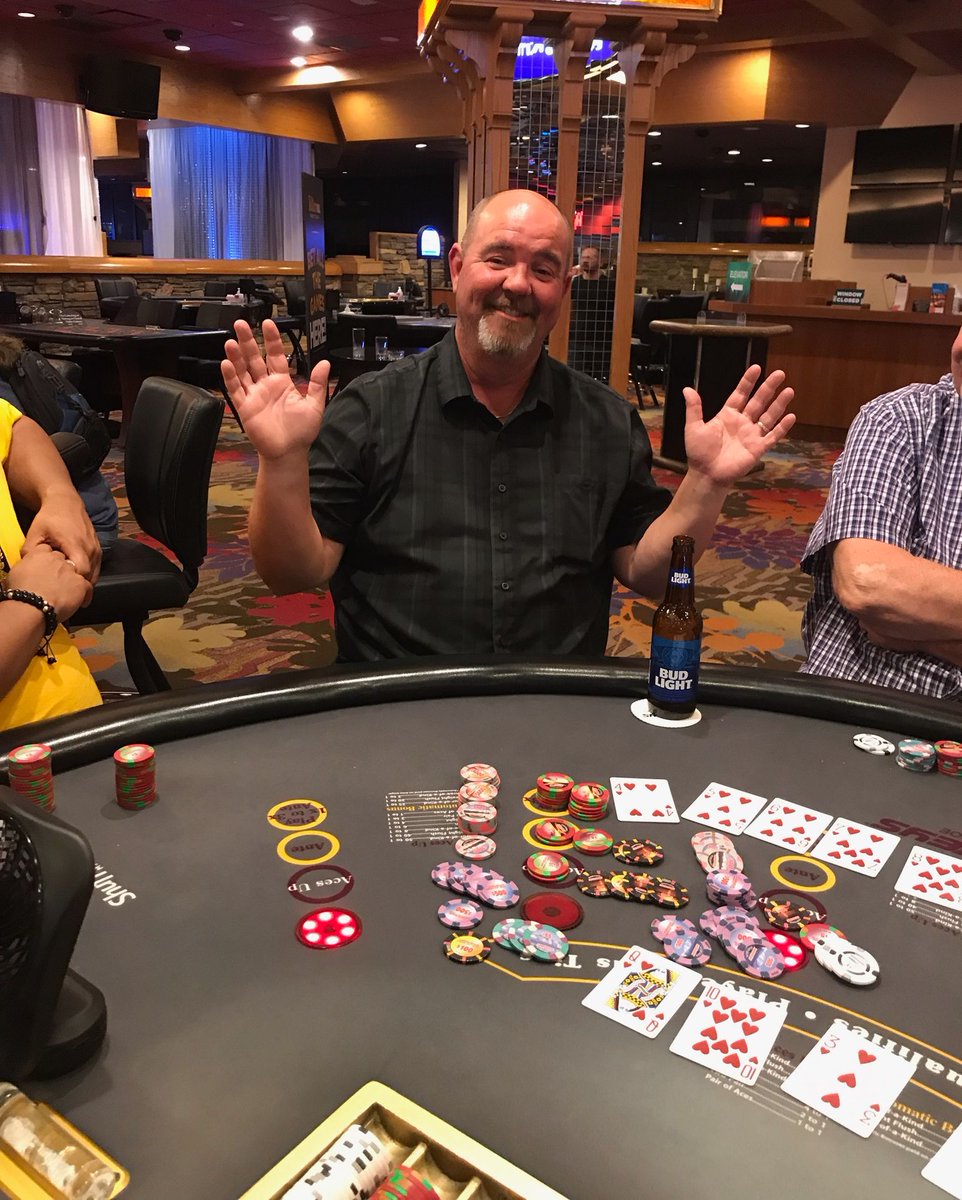 Harveys Tahoe On Twitter Congratulations To Jerry He Hit A Straight Flush On 4 Card Poker For A Massive Jackpot Win For 108 783 What A Great Start To The Weekend Must