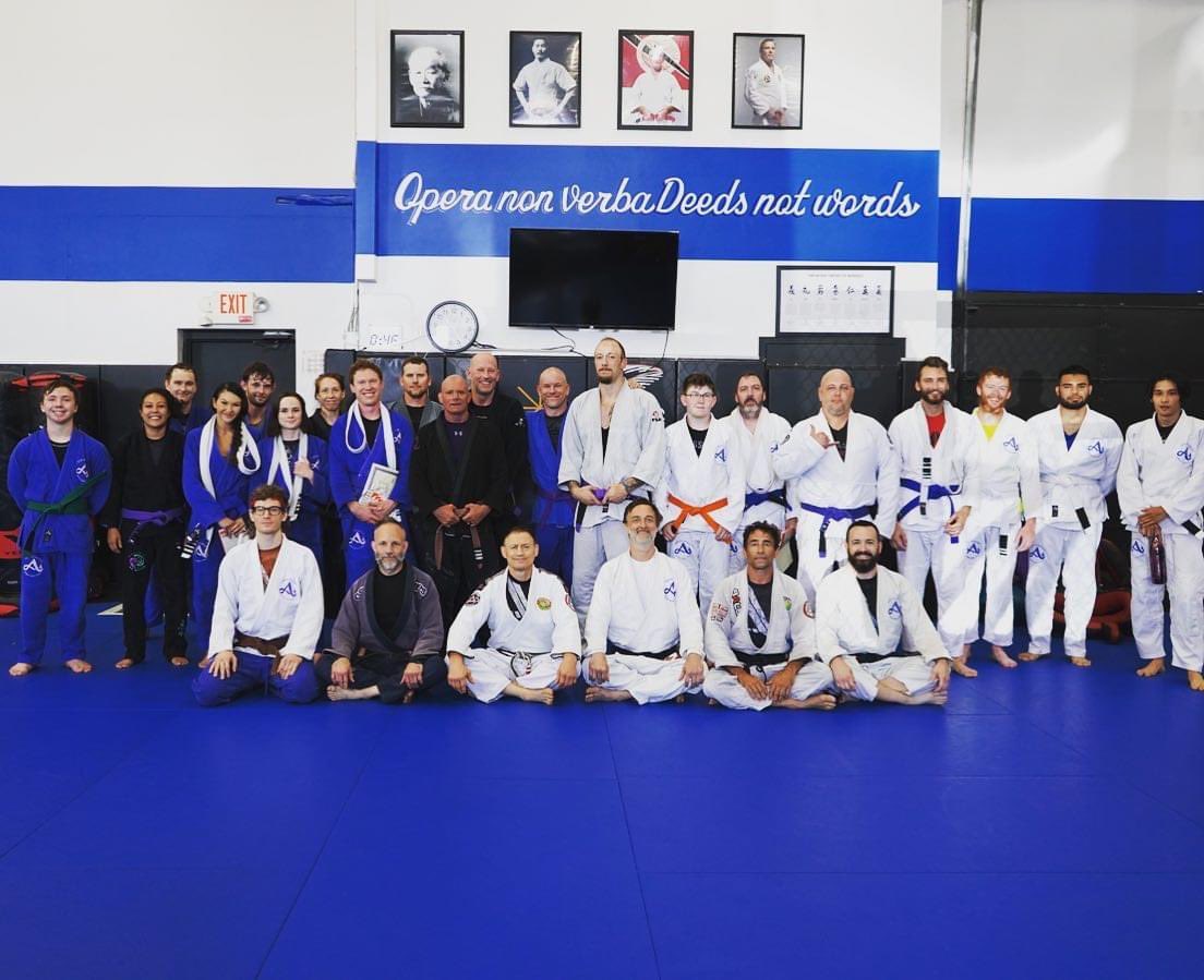 BillWillTeacher's tweet photo. Congrats to all the level uppers 

#BJJ #OperaNonVerba https://t.co/LVeaIiZA9m
