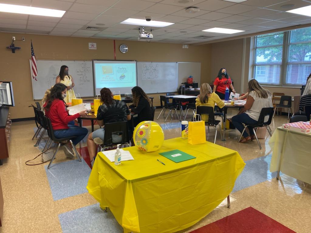 Kicking off our Professional Development showcase is Ms. Doreen Fuentes’ session which covered topics crucial in meeting the needs of our emergent bilingual students such as: language goals, scaffolds, and Can Do Descriptors.
