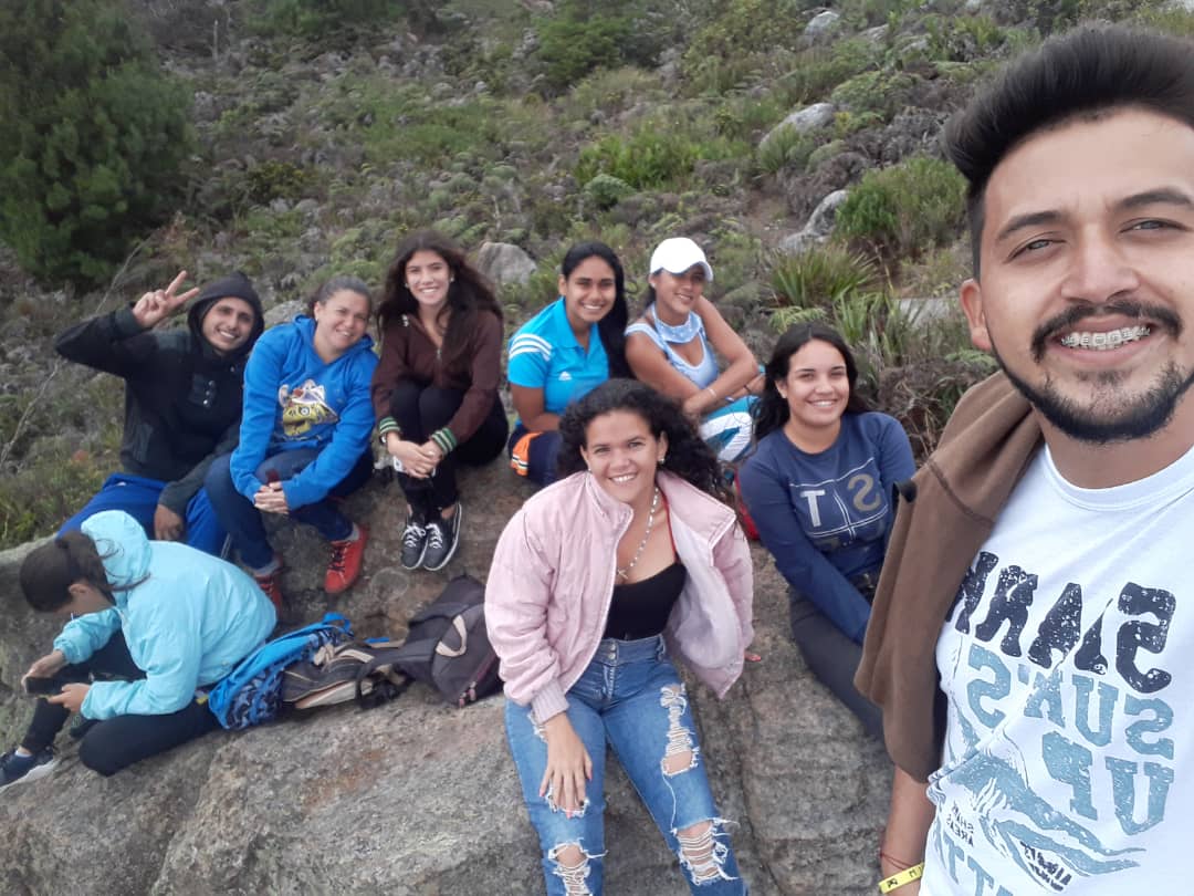 #5junio
Compartir y Caminata Recreativa de La Juventud del Municipio Michelena hacia el Cerro el Picacho
Viviremos y venceremos❤
<a href="/psuv_tachira/">PsuvMichelenaTachira</a> 
<a href="/Tachira_Jpsuv/">Juventud Táchira</a> 
<a href="/Grecia/">Grecia🥰</a>.colmenares.s
<a href="/FreddyBernal/">Freddy Bernal</a>
